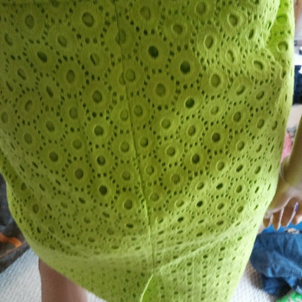 J.Crew No 2 chartreuse eyelit pencil skirt NWt 8 - Picture 2 of 9